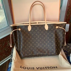 Almost Brand New 2021 Louis Vuitton Neverfull GM Monogram